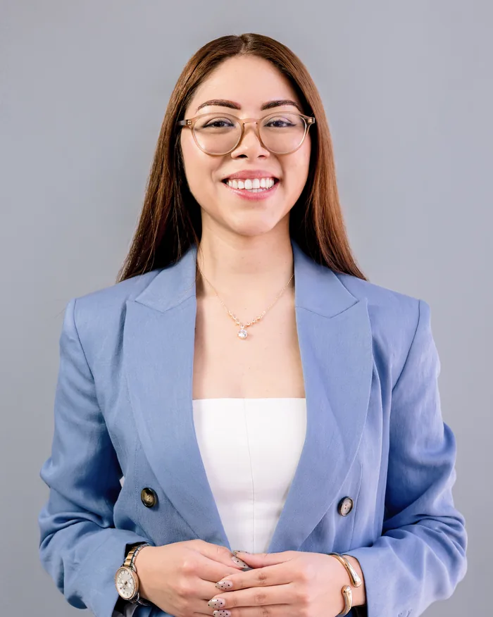 Diana Yamile Revollar Conde, Subgerente de CRC Abogados Asociados